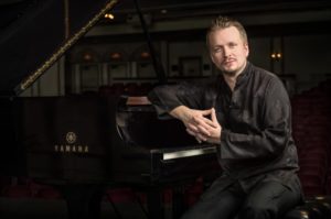 Ilya Yakushev Performs Mozart, Beethoven, Chopin, Gershwin, at Bargemusic