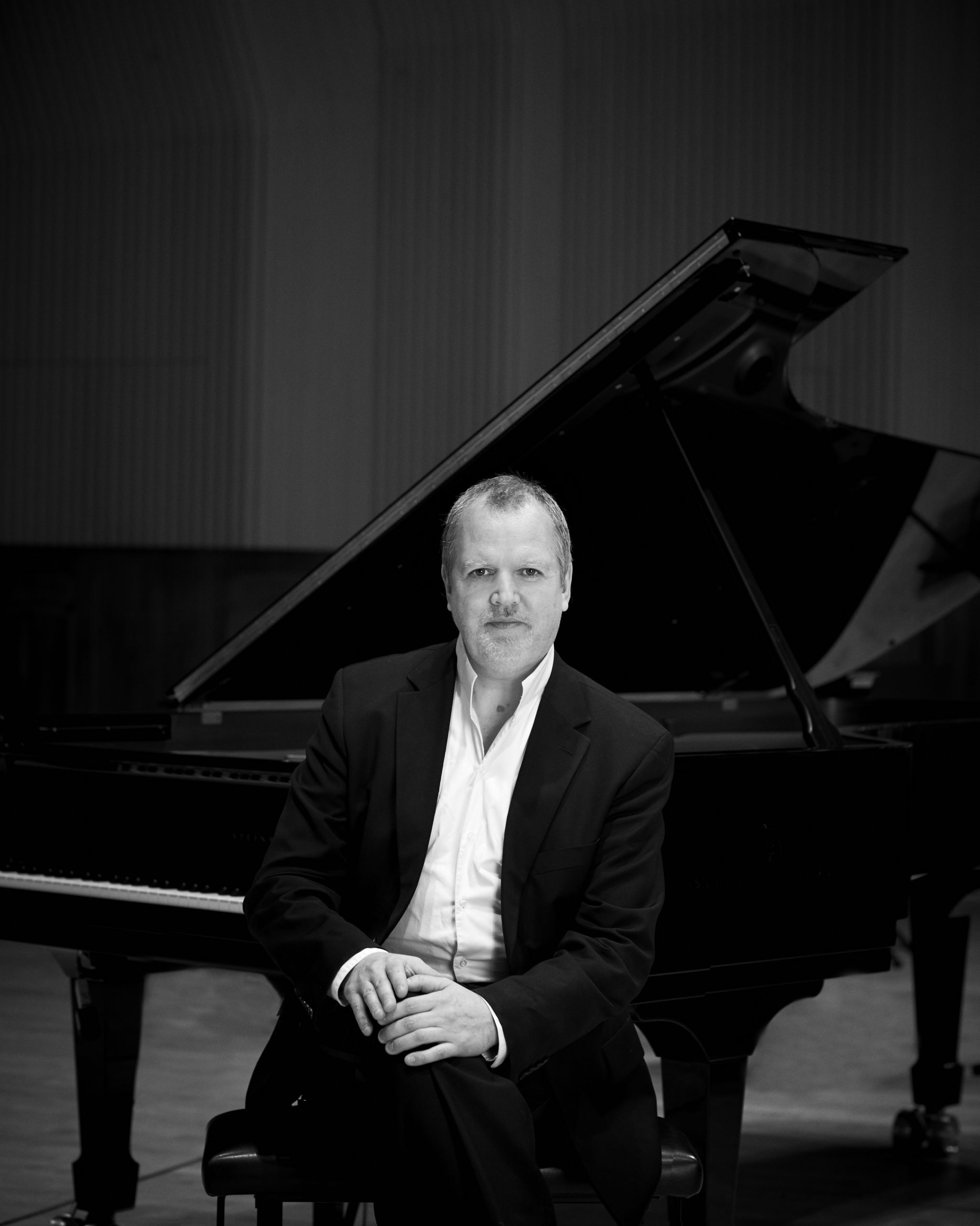 Niklas Sivelov Guest Recital at Aaron Copland School of Music