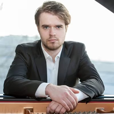 León Bernsdorf Solo Recital at Klavierhaus León Bernsdorf Solo Recital at Klavierhaus