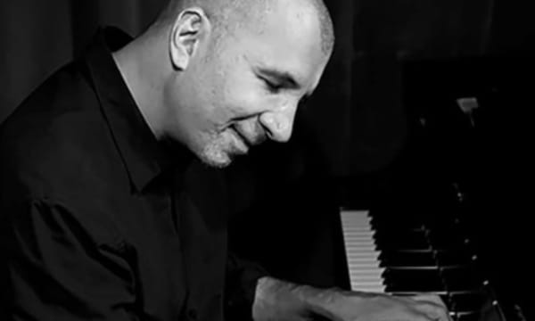 Round Midnight Solo Piano With Jon Davis at Mezzrow (Site) Round Midnight Solo Piano With Jon Davis at Mezzrow (Site)