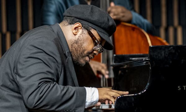 Round Midnight Solo Piano With William Hill III at Mezzrow (Site) Round Midnight Solo Piano With William Hill III at Mezzrow (Site)