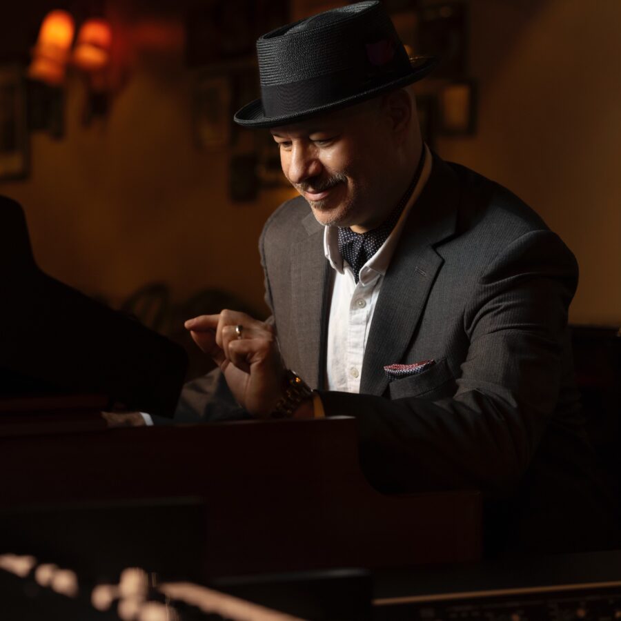 Brian Charette Trio at The Django (Early and Late Shows) (Site) Brian Charette Trio at The Django (Early and Late Shows) (Site)