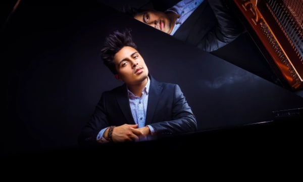 Quintin Harris Trio at Mezzrow (Site) Quintin Harris Trio at Mezzrow (Site)