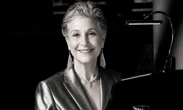Round Midnight Solo Piano With Janice Friedman at Mezzrow (Site) Round Midnight Solo Piano With Janice Friedman at Mezzrow (Site)